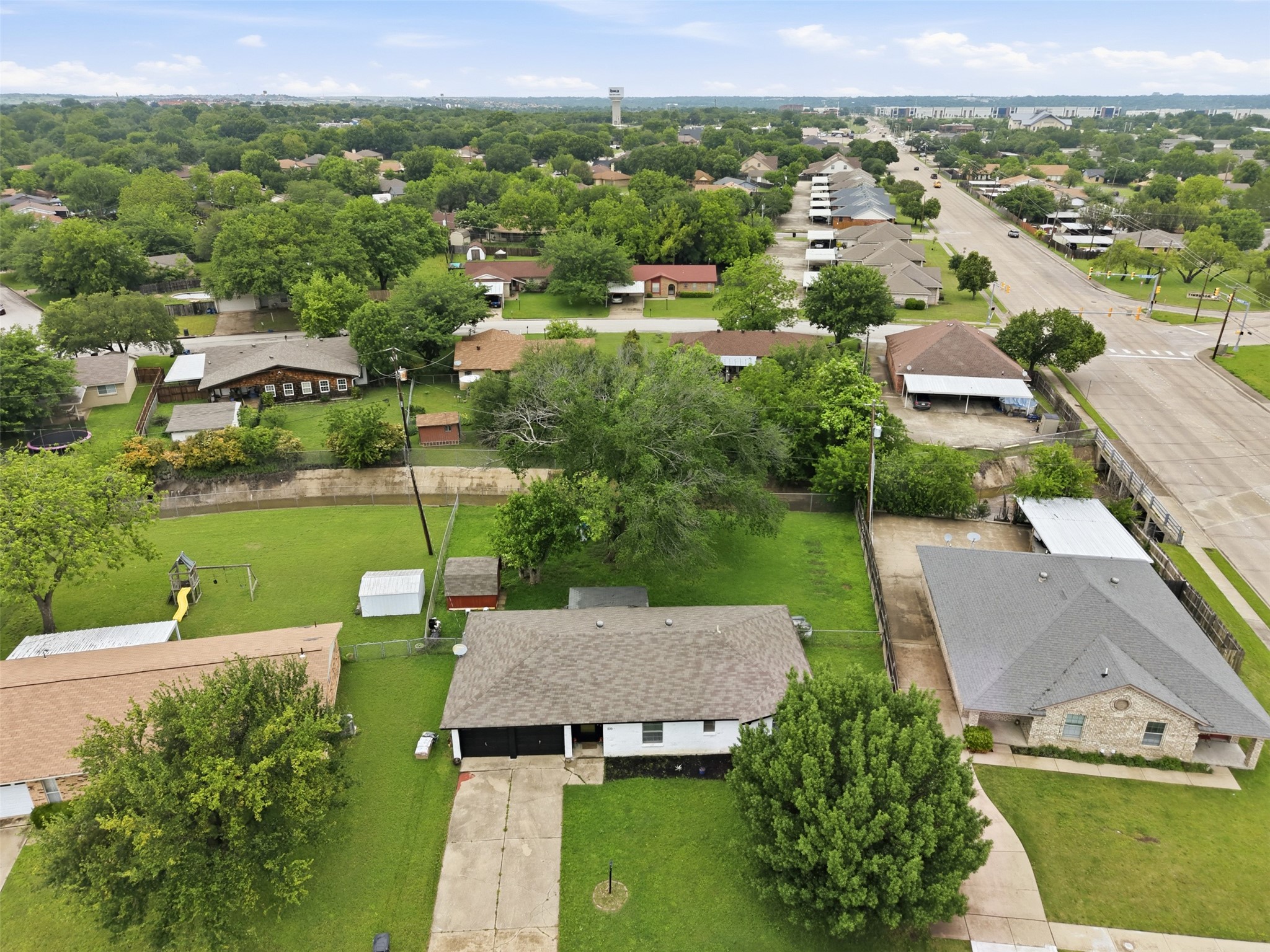1015 Keller Avenue Benbrook TX 76126