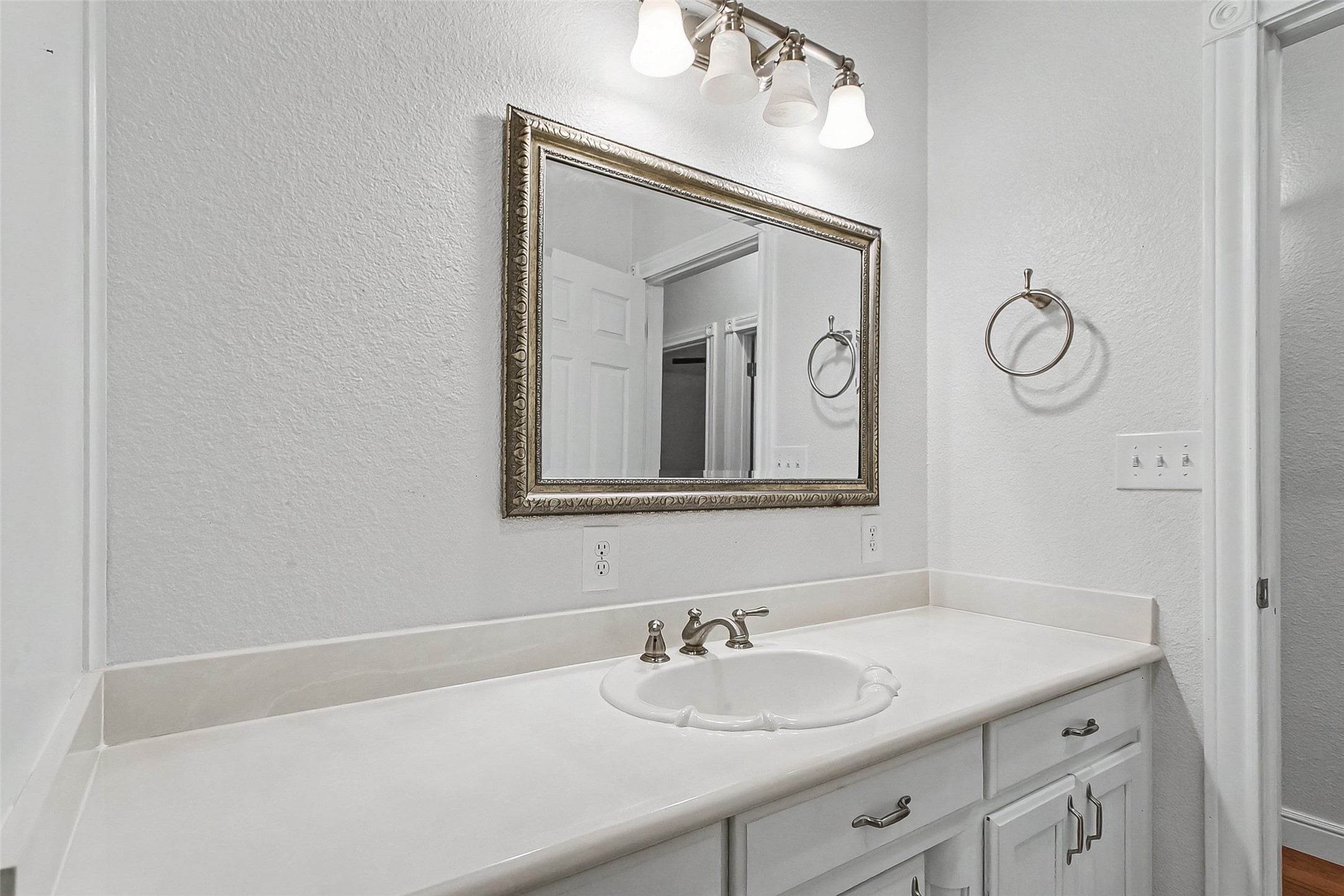 1984 Sunflower Road Paradise TX 76073