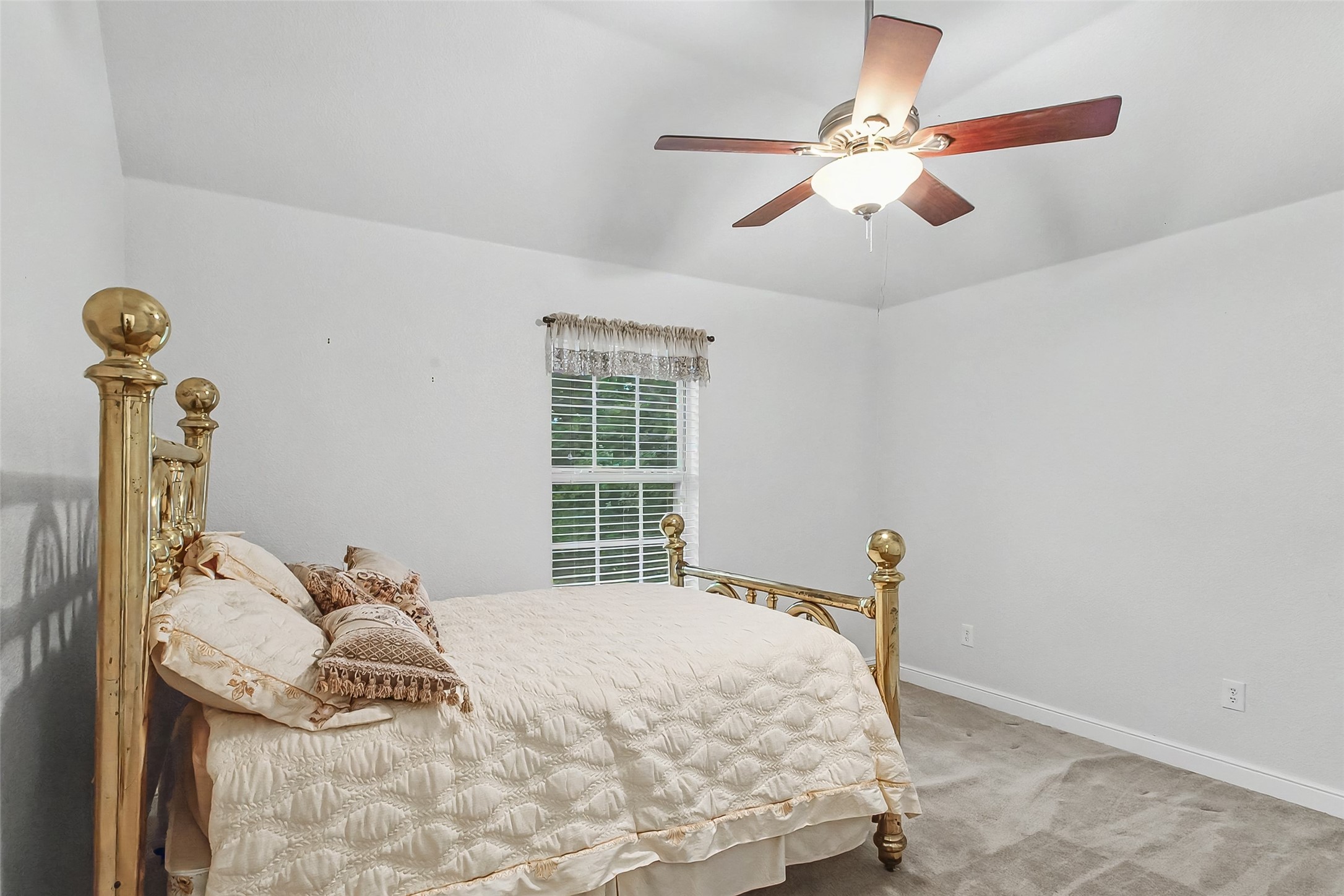 1984 Sunflower Road Paradise TX 76073
