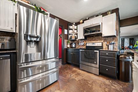 206 County Road 43340 Paris TX 75462