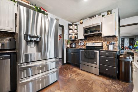 206 County Road 43340 Paris TX 75462