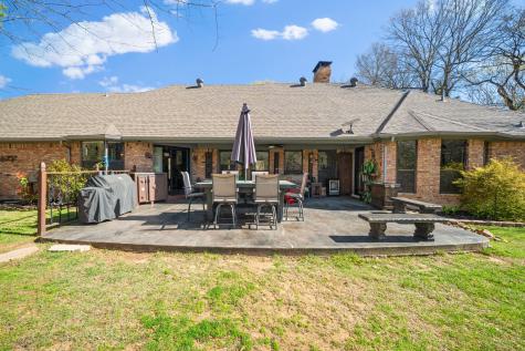 206 County Road 43340 Paris TX 75462
