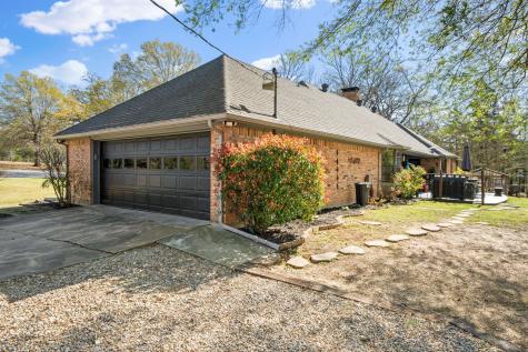 206 County Road 43340 Paris TX 75462