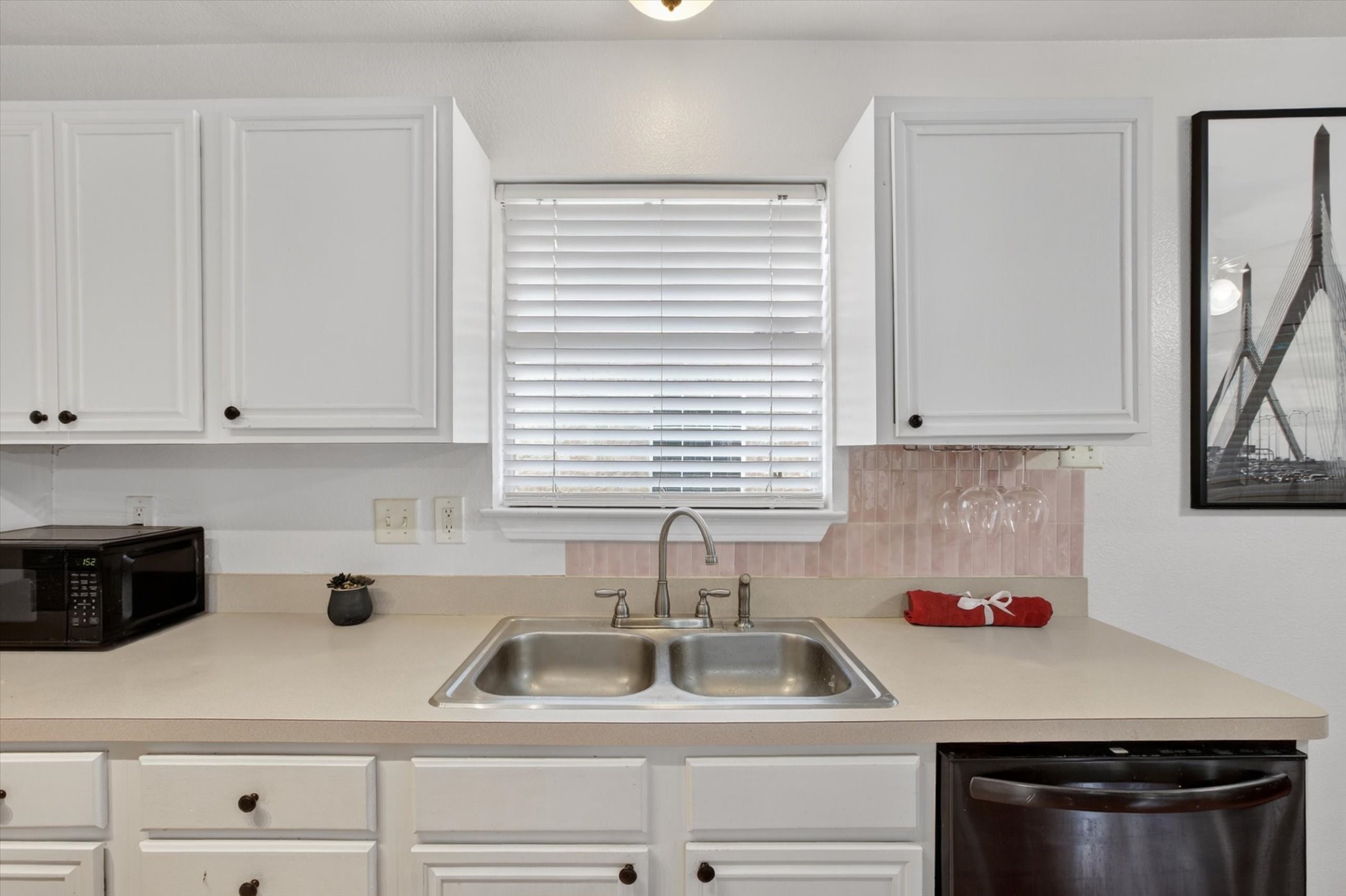 1704 N Bent Tree Trail Grand Prairie TX 75052