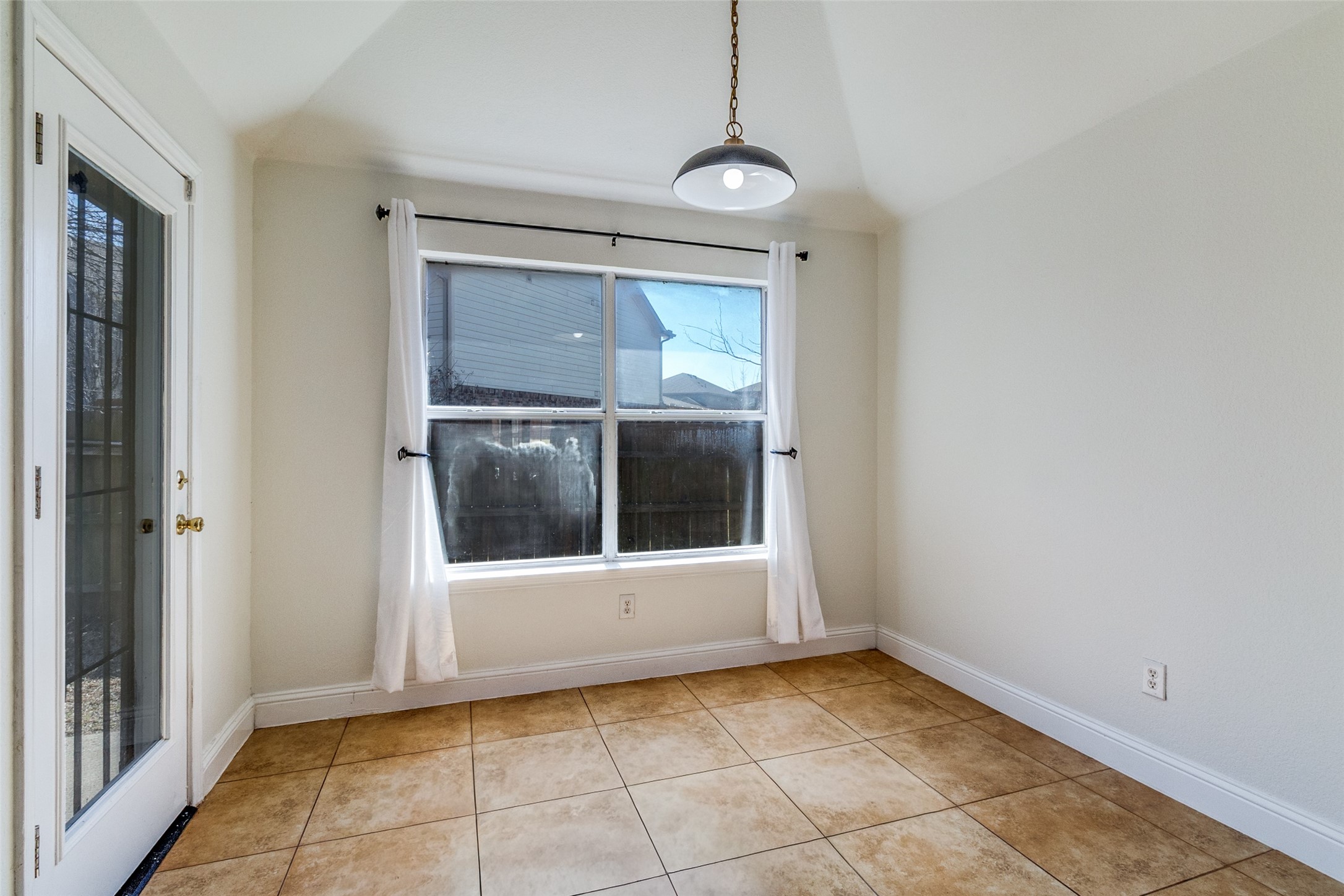 4621 Saint Francis Avenue Dallas TX 75227