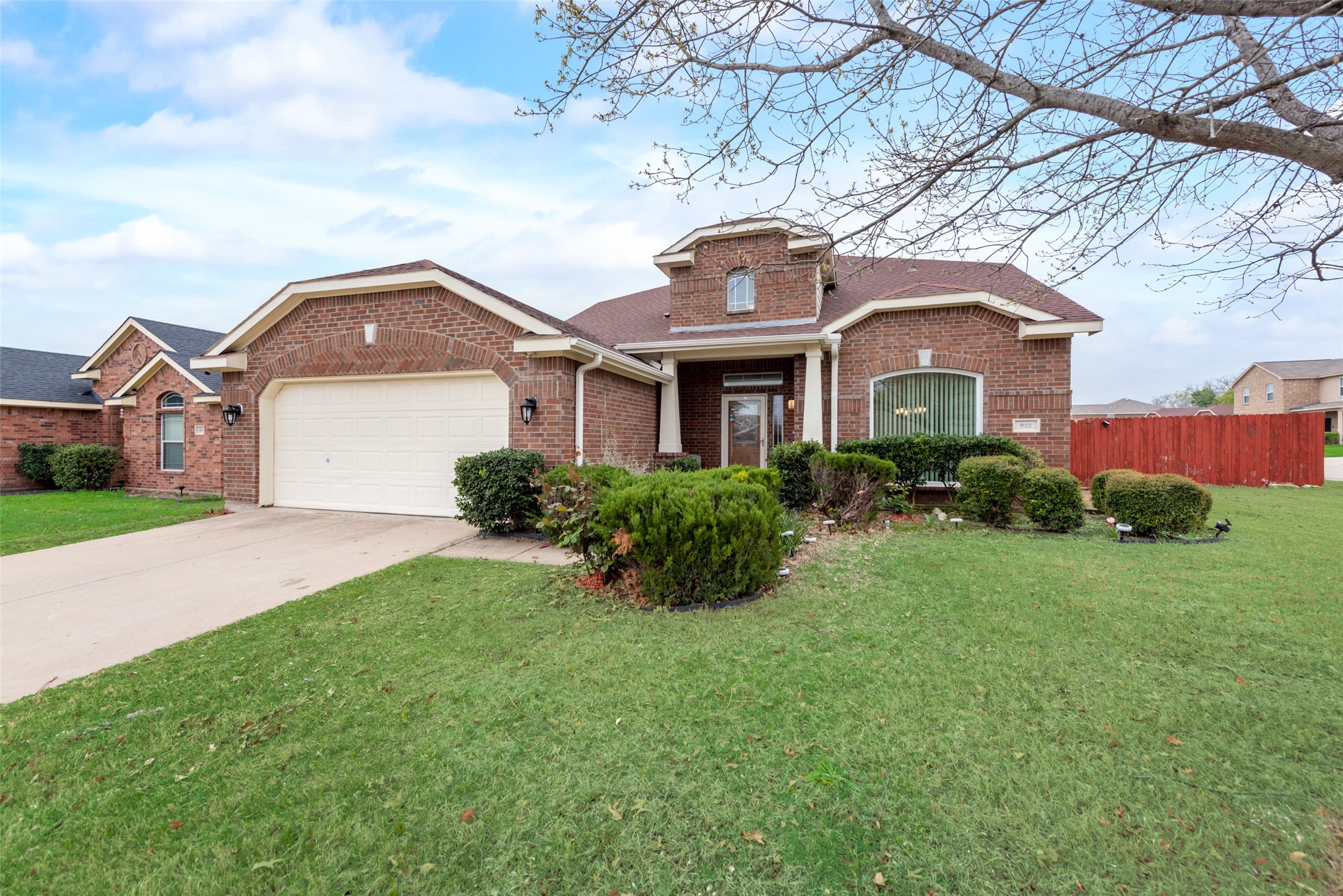 923 Barrymore Lane Duncanville TX 75137