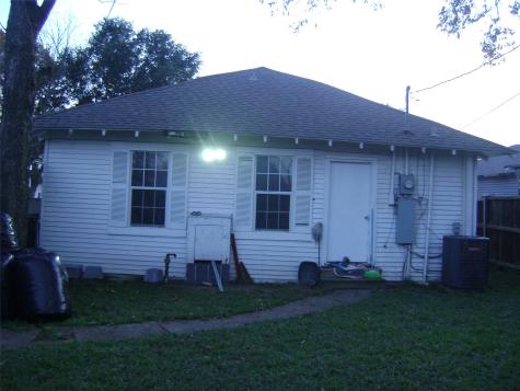 2419 Catherine Street Dallas TX 75211