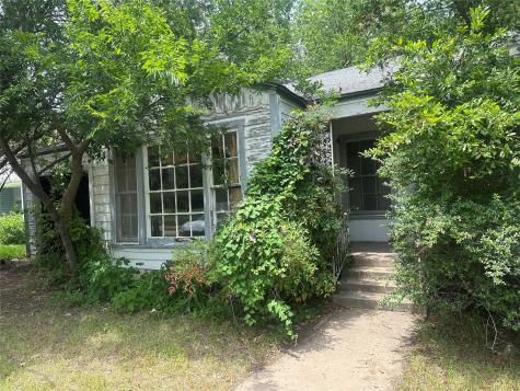 3705 Ellsmere Court Fort Worth TX 76103