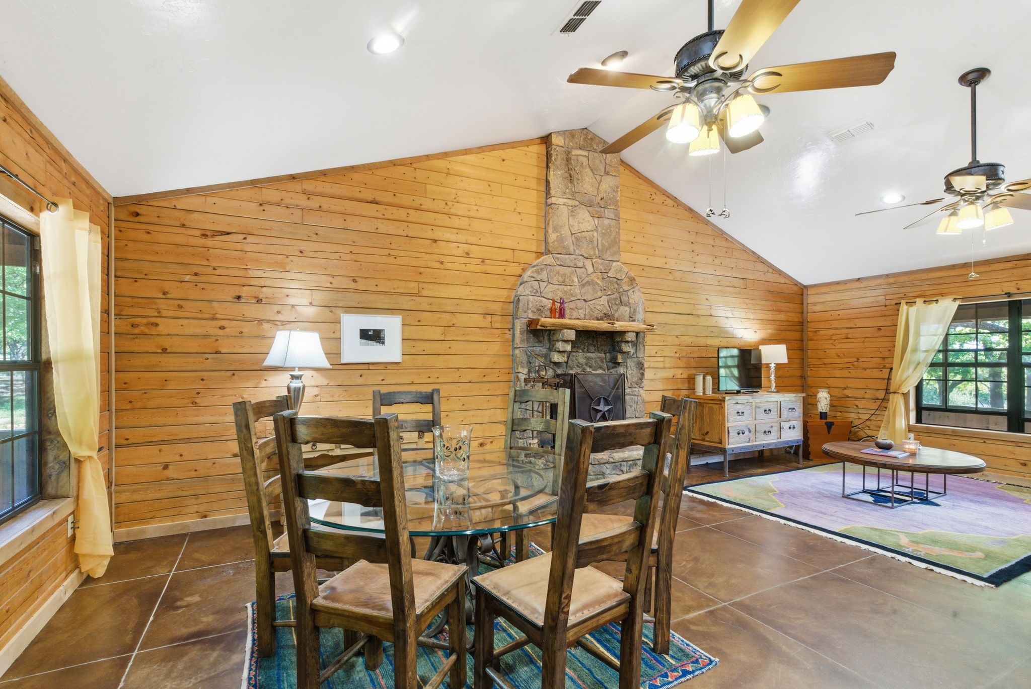 2197 Netherly Lane Forestburg TX 76239