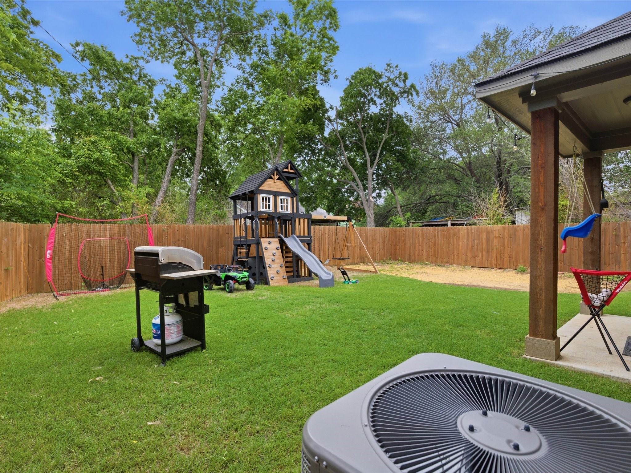 5608 King Court Fort Worth TX 76112