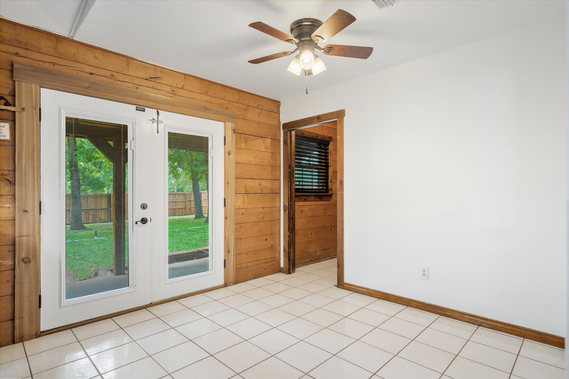 17195 County Road 1263 Flint TX 75762