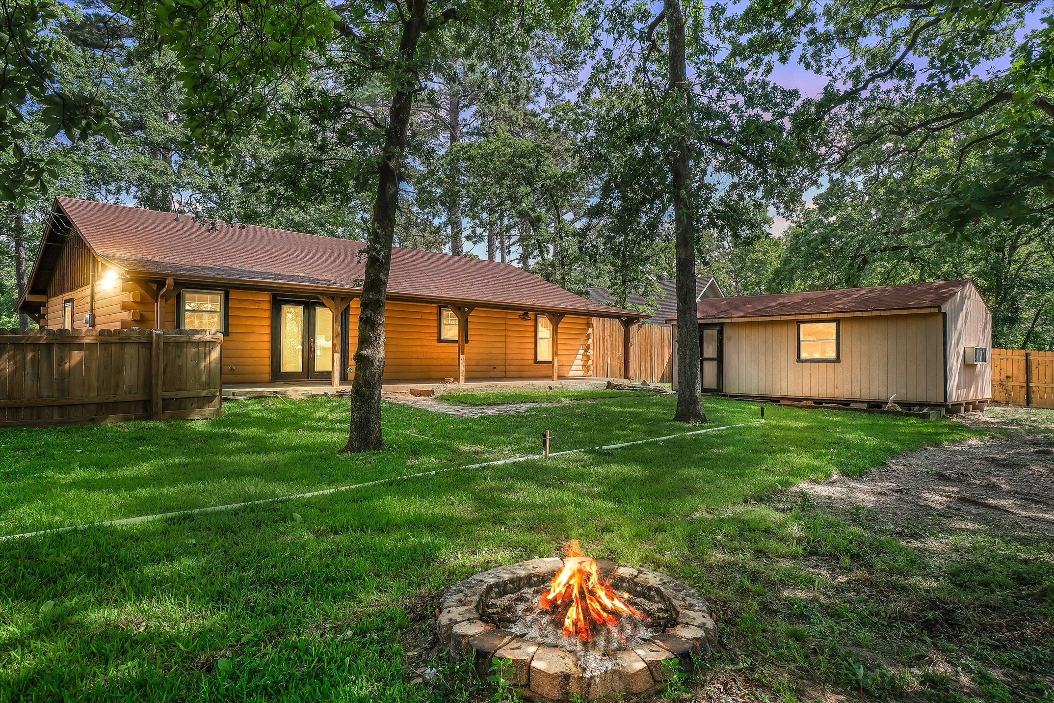17195 County Road 1263 Flint TX 75762