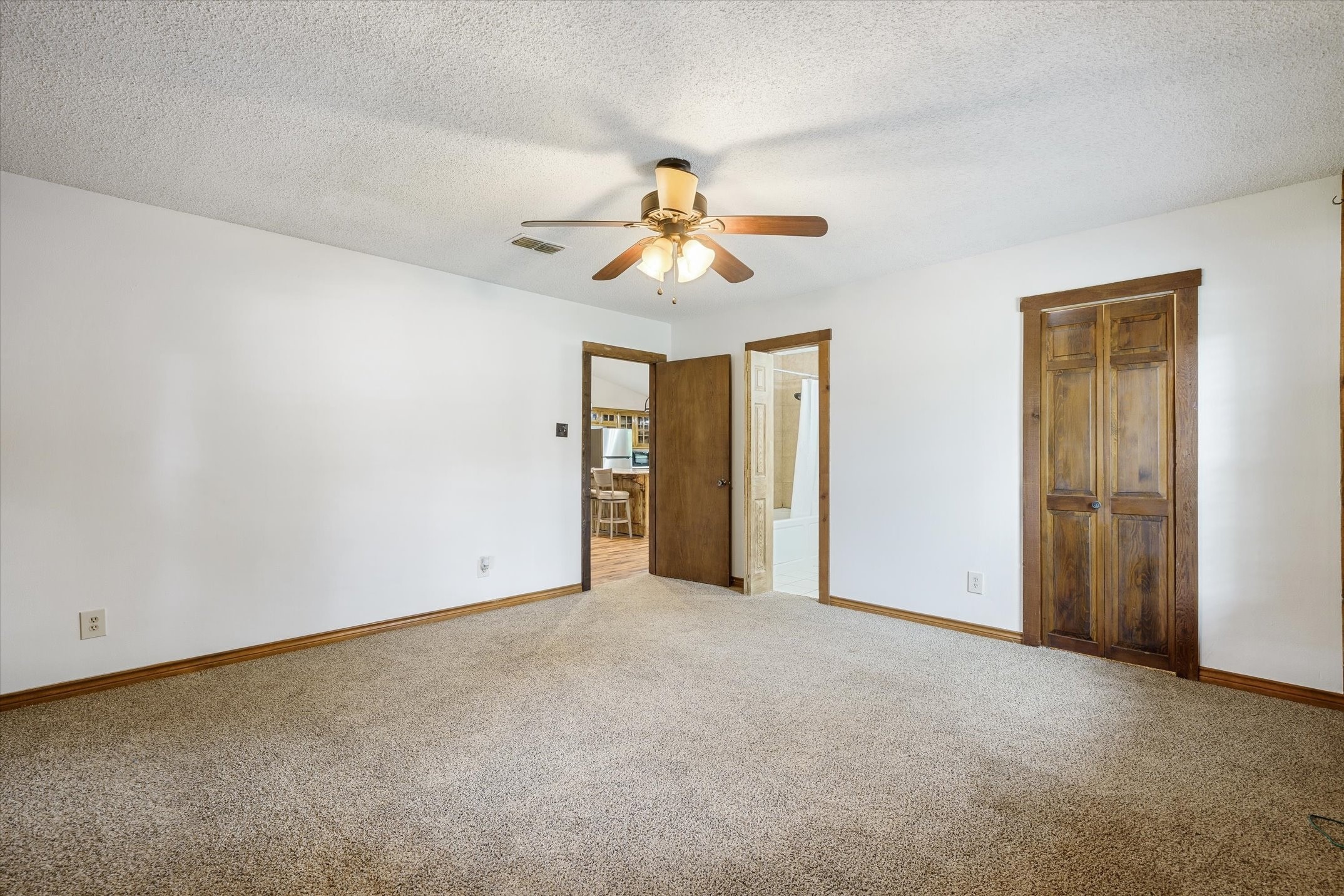 17195 County Road 1263 Flint TX 75762