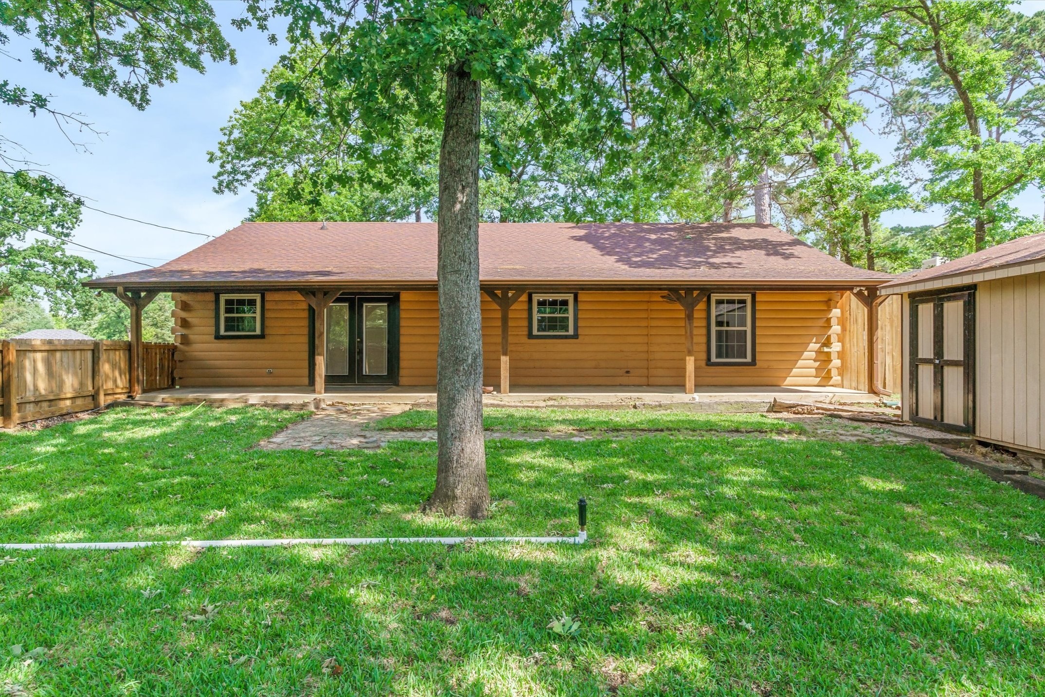 17195 County Road 1263 Flint TX 75762