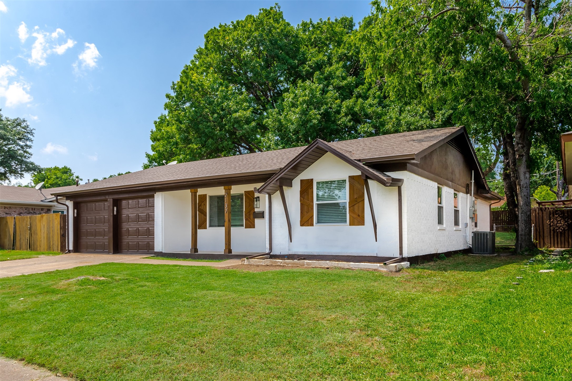 2137 Yorkshire Drive Garland TX 75041