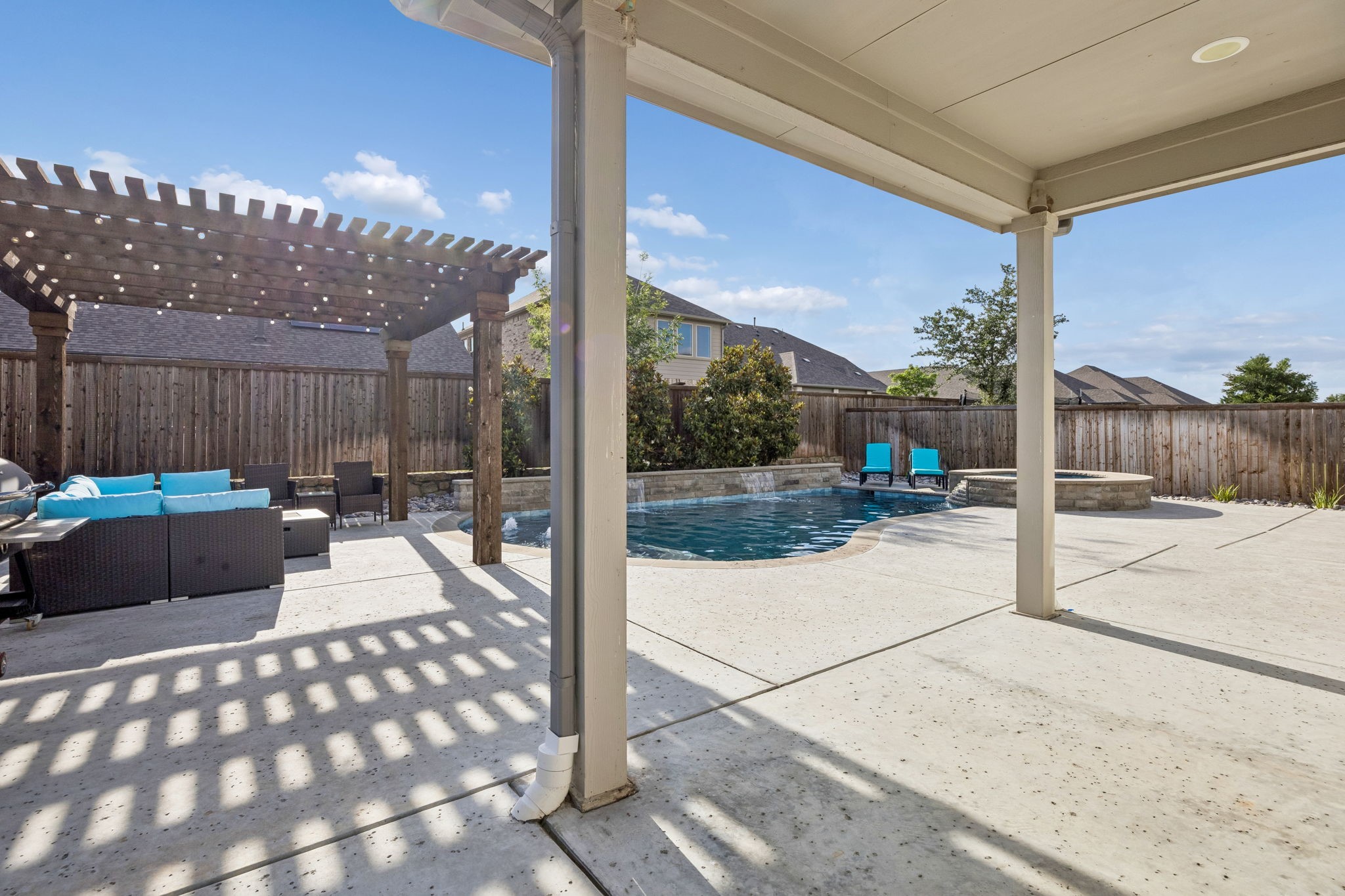 10105 Lakemont Drive Fort Worth TX 76131