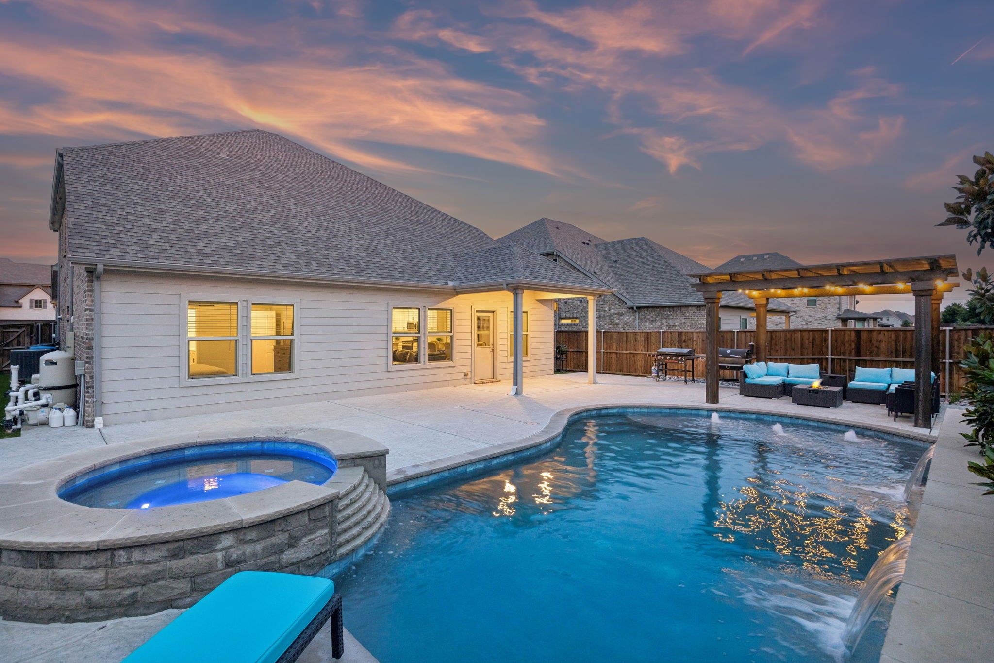 10105 Lakemont Drive Fort Worth TX 76131