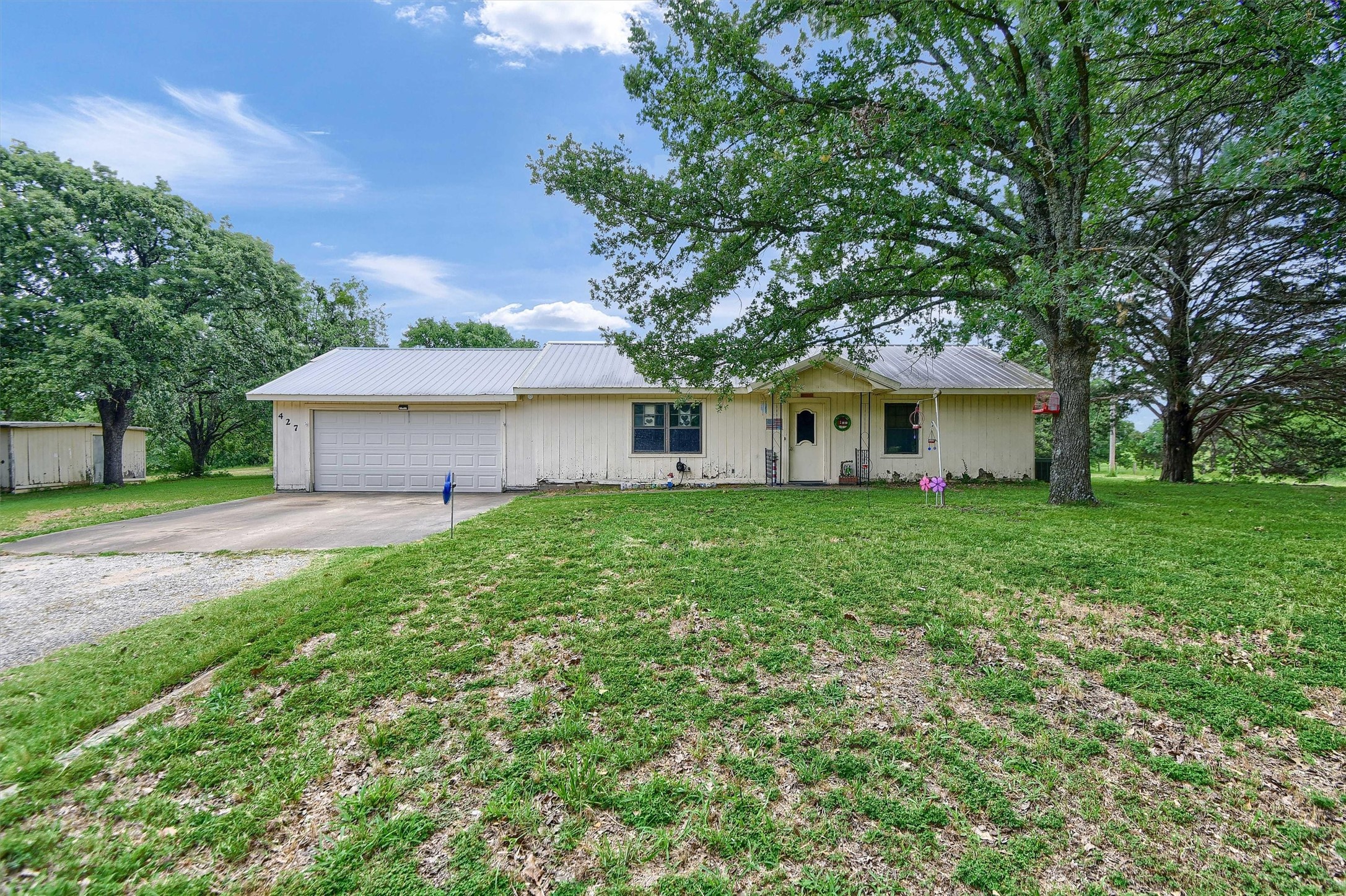 427 W Acres Road Whitesboro TX 76273