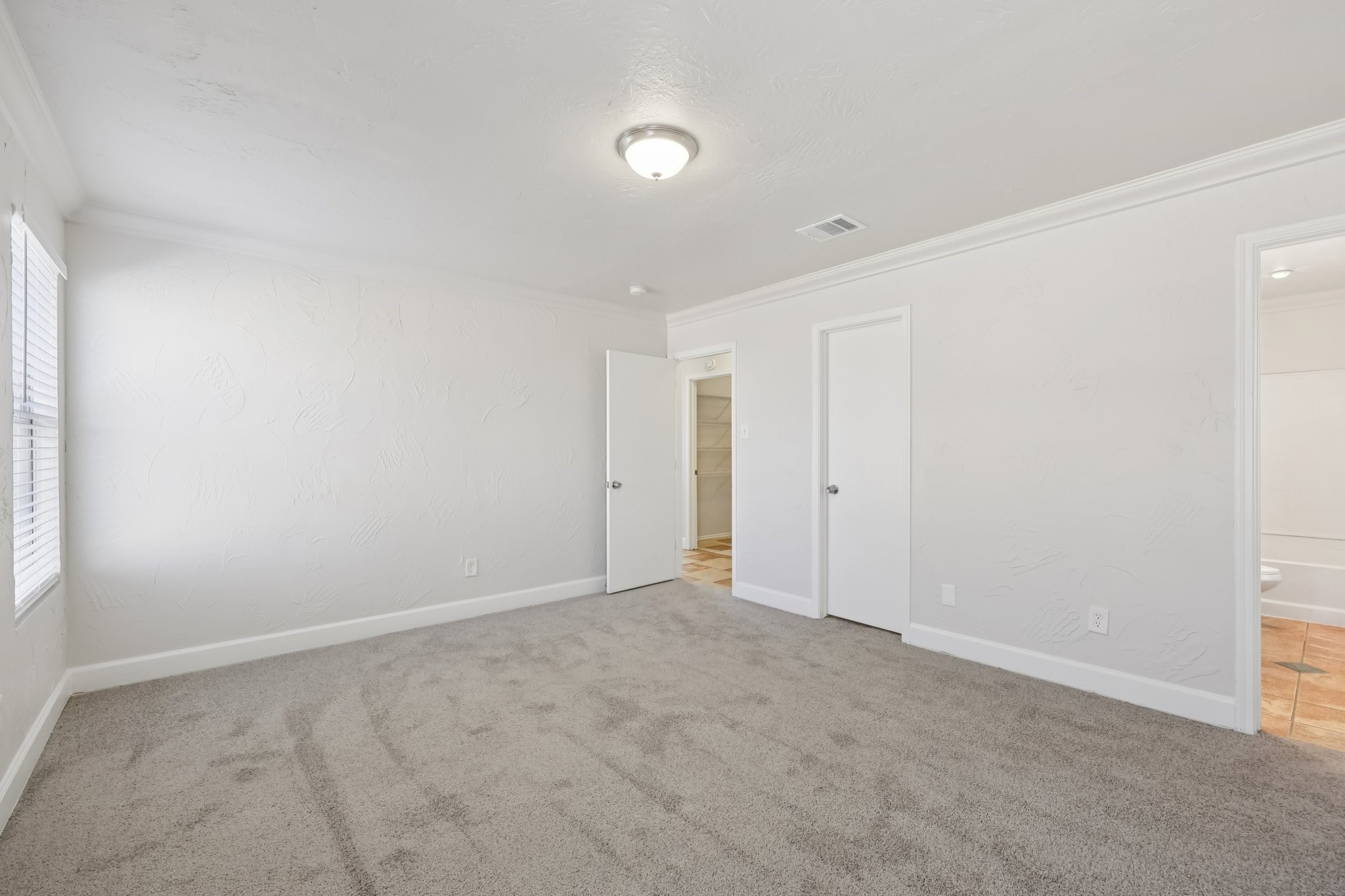 10904 Braemoor Drive Fort Worth TX 76052