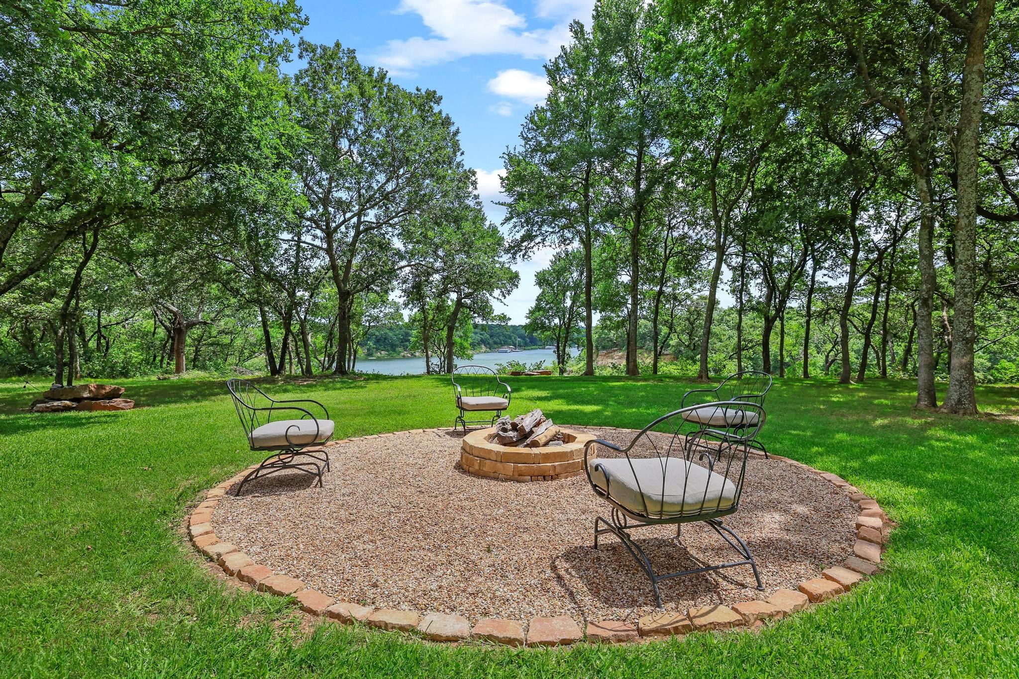 181 Monarch Drive Denison TX 75020
