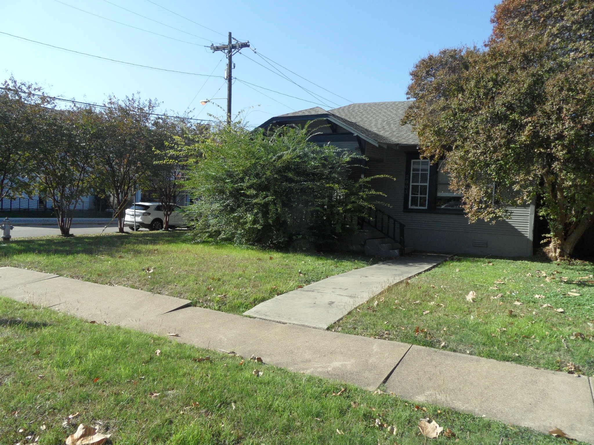 2003 Summit Avenue Dallas TX 75206