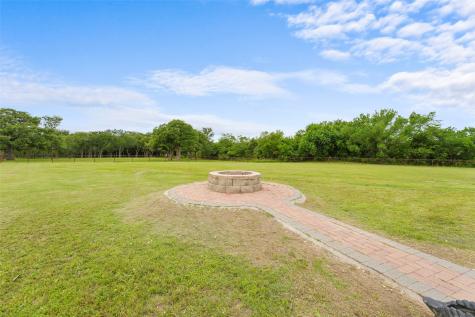 4895 Meadow Breeze Court Fort Worth TX 76140