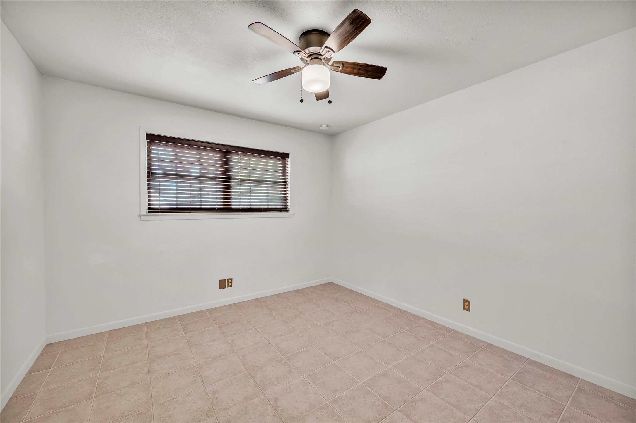 313 Ruggles Loop Temple TX 76501