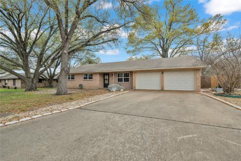 313 Ruggles Loop Temple TX 76501