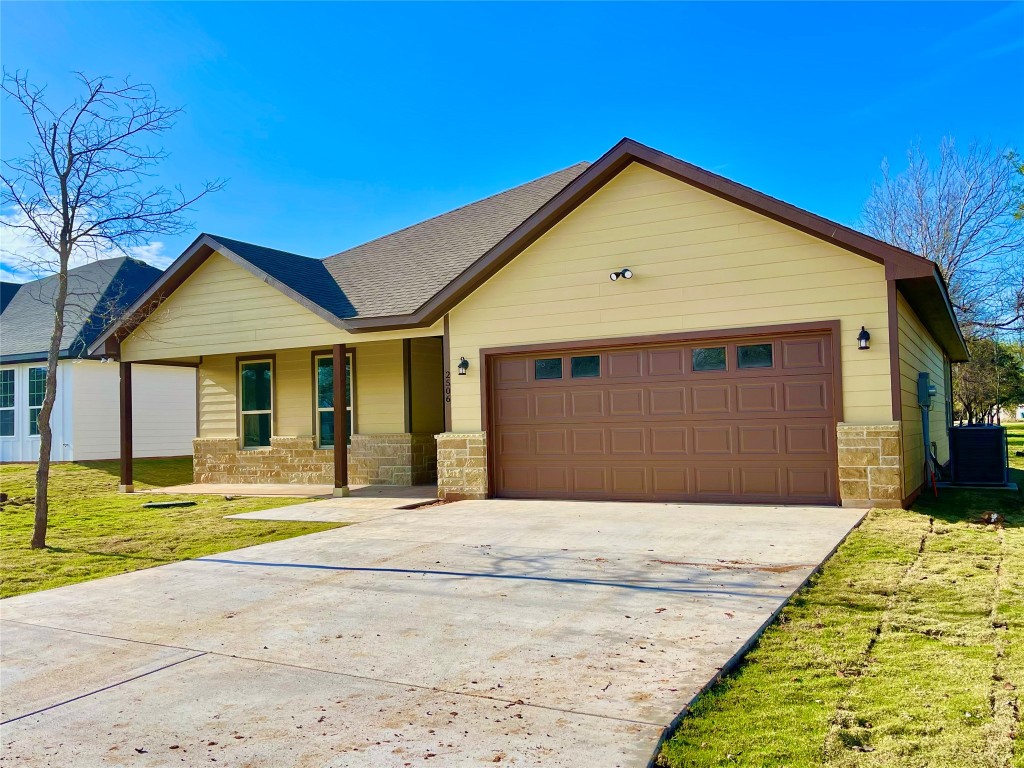 2506 San Gabriel Drive Granbury TX 76048