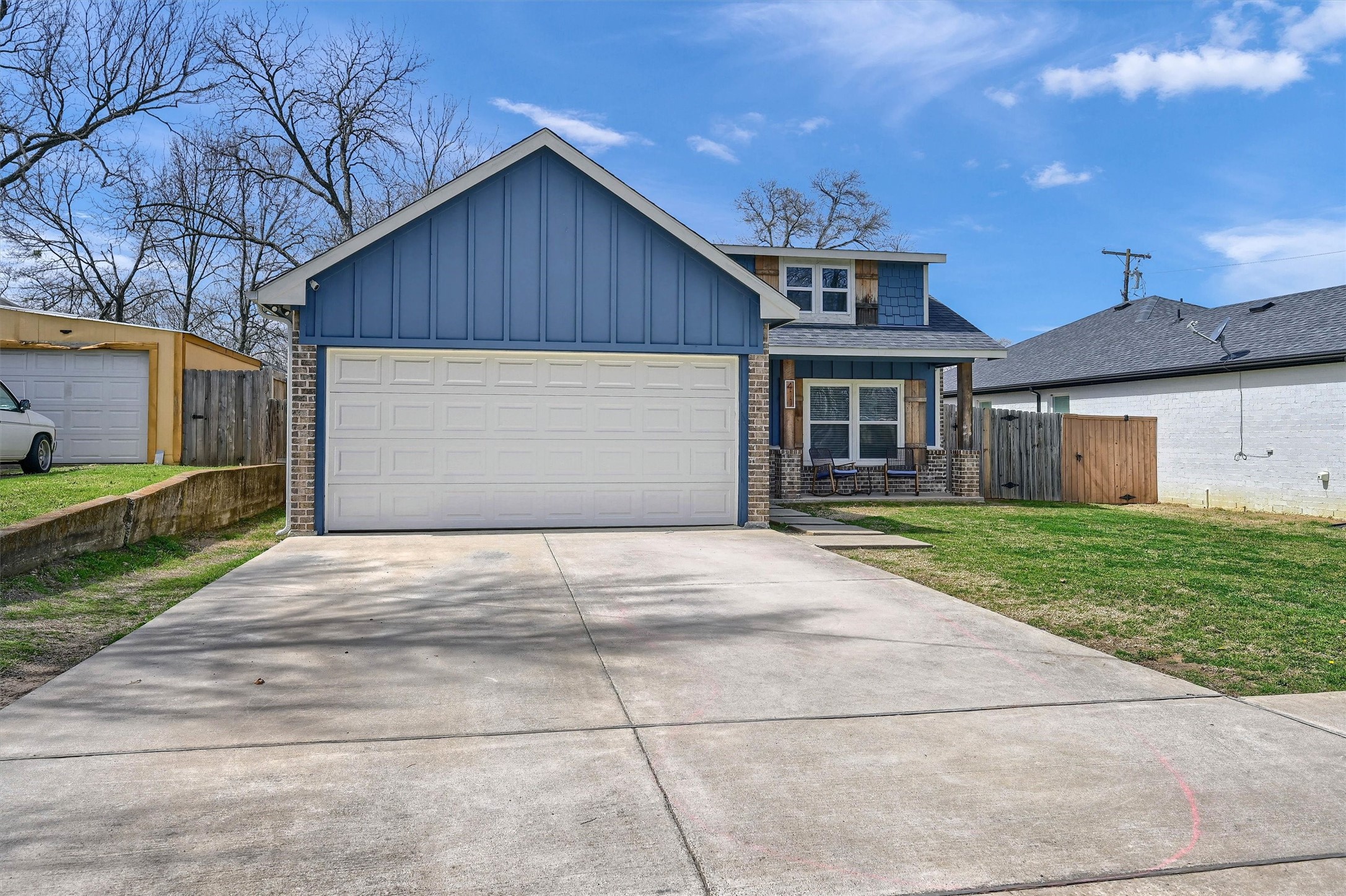 411 N Maurice Avenue Denison TX 75020