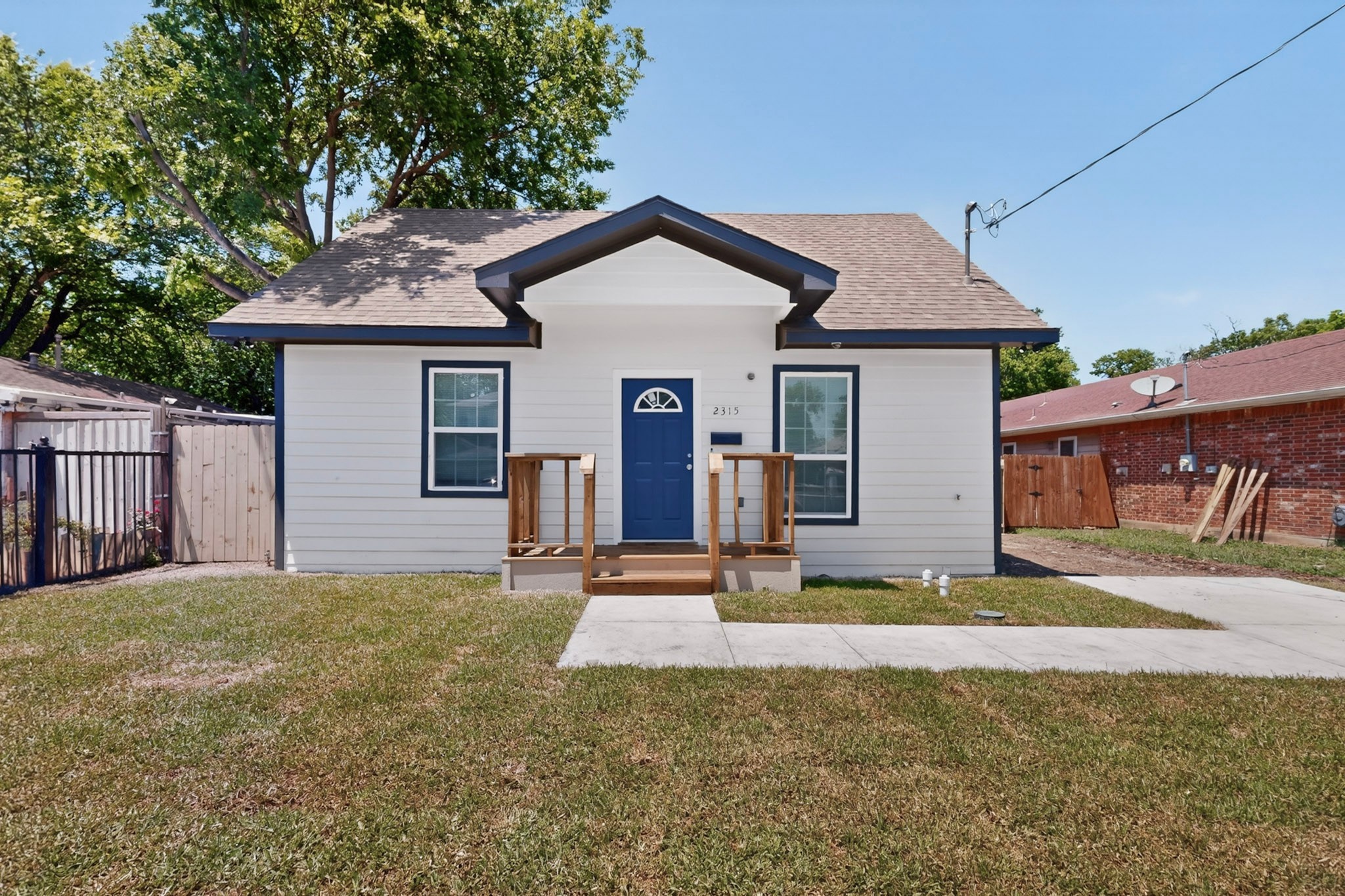 2315 Exeter Avenue Dallas TX 75216