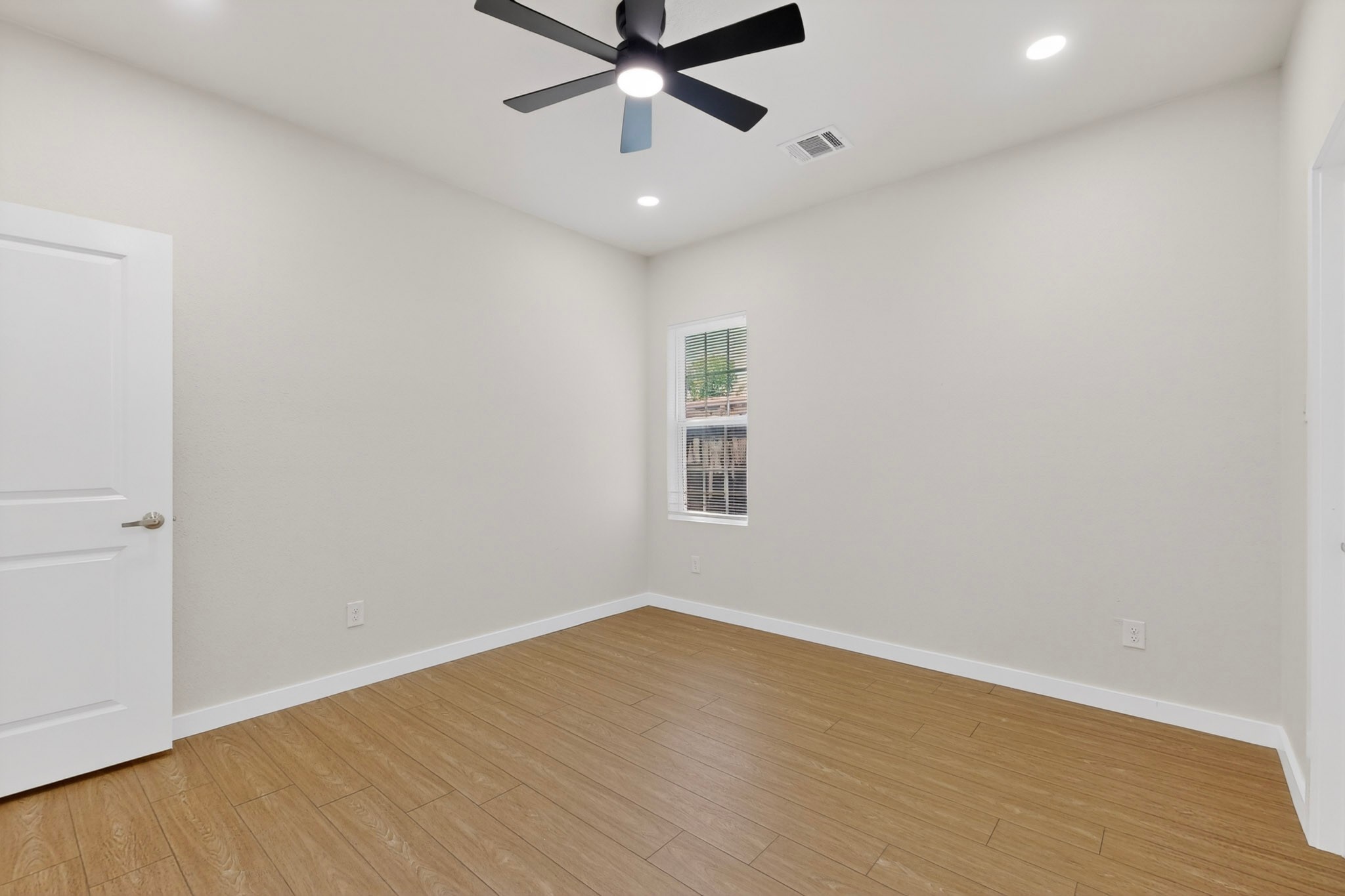 2315 Exeter Avenue Dallas TX 75216