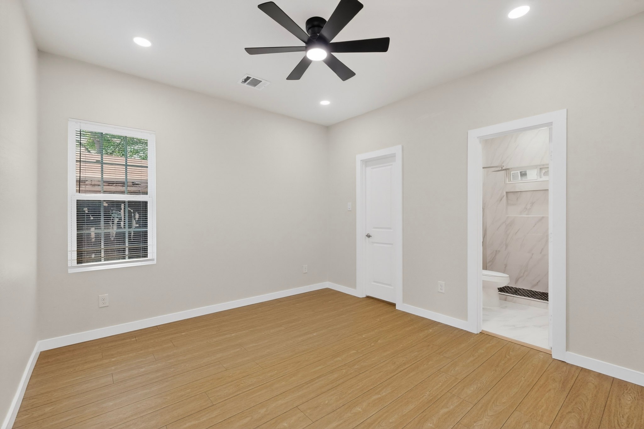 2315 Exeter Avenue Dallas TX 75216
