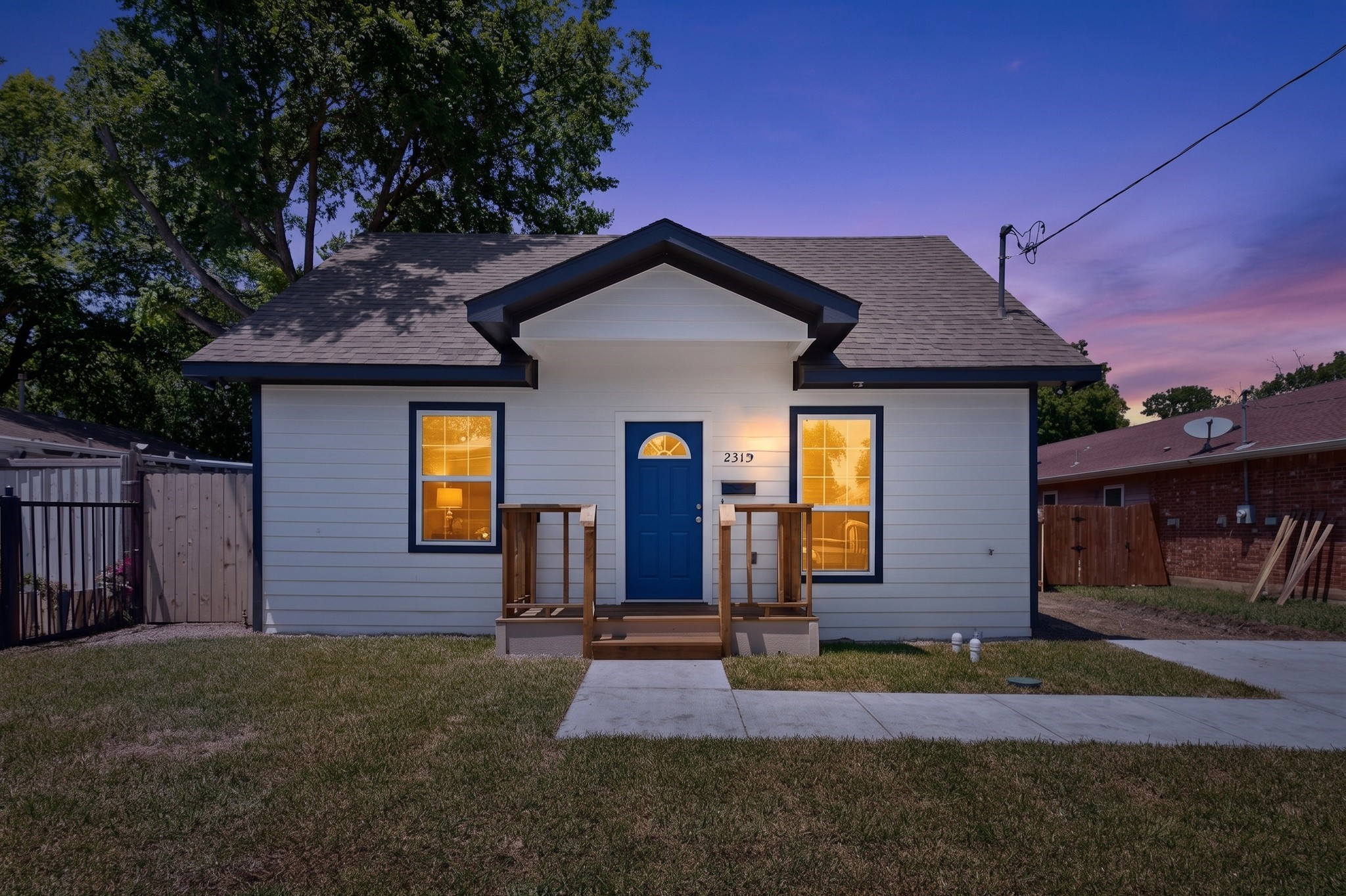 2315 Exeter Avenue Dallas TX 75216