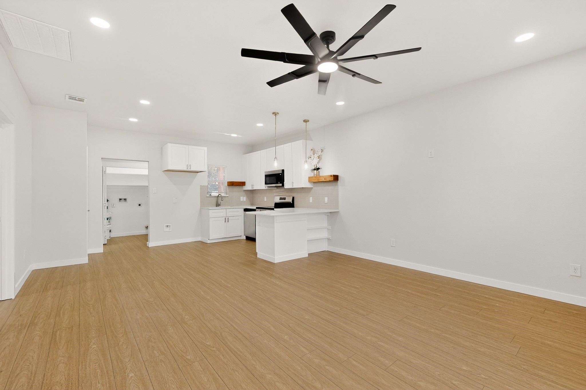 2315 Exeter Avenue Dallas TX 75216