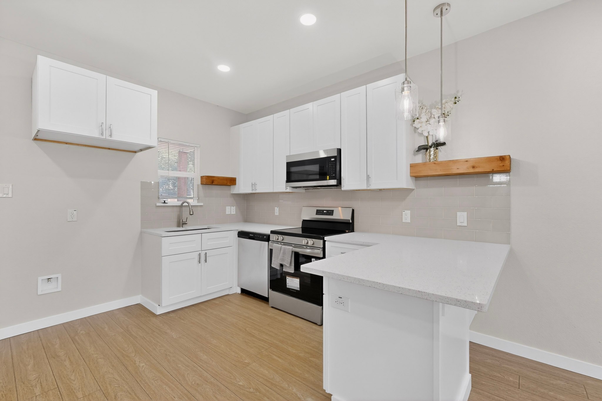 2315 Exeter Avenue Dallas TX 75216