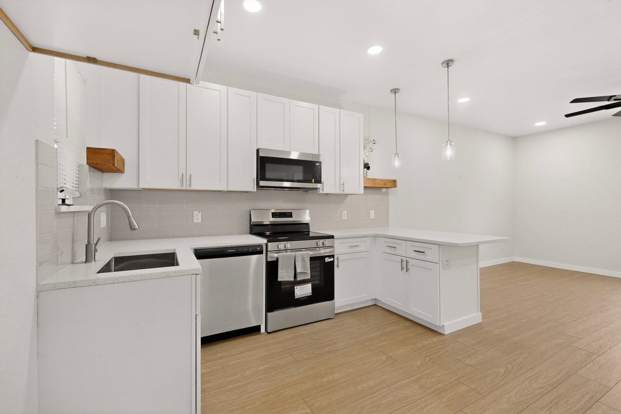2315 Exeter Avenue Dallas TX 75216