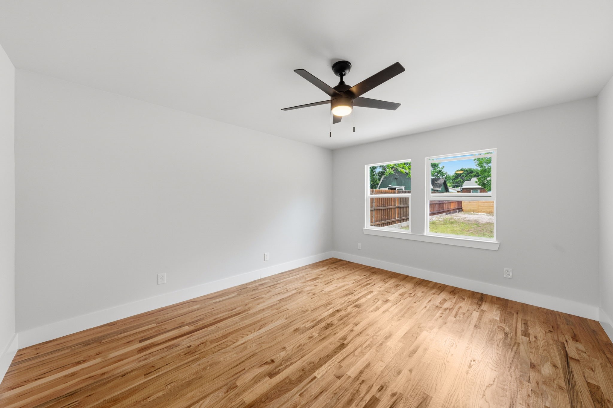 4027 Dutton Drive Dallas TX 75211