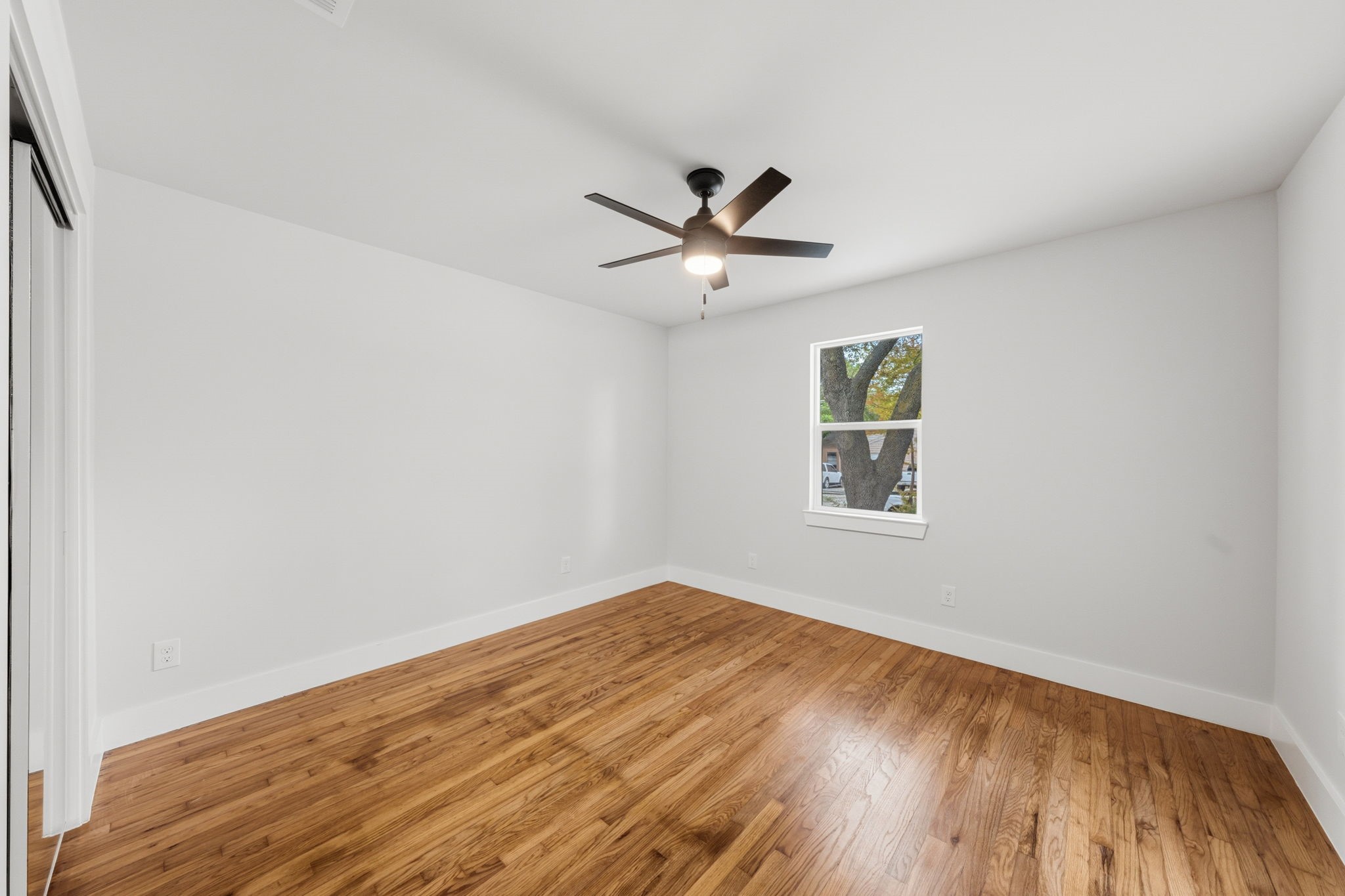 4027 Dutton Drive Dallas TX 75211