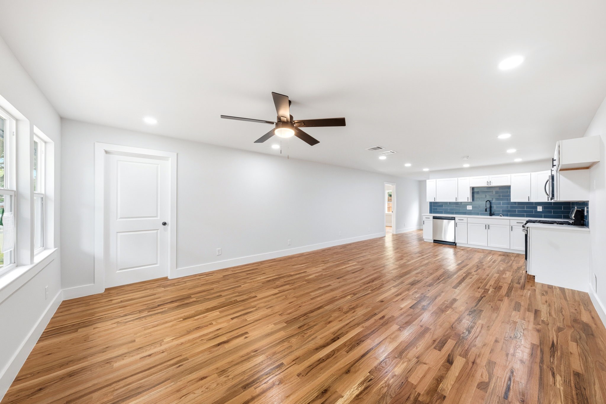 4027 Dutton Drive Dallas TX 75211