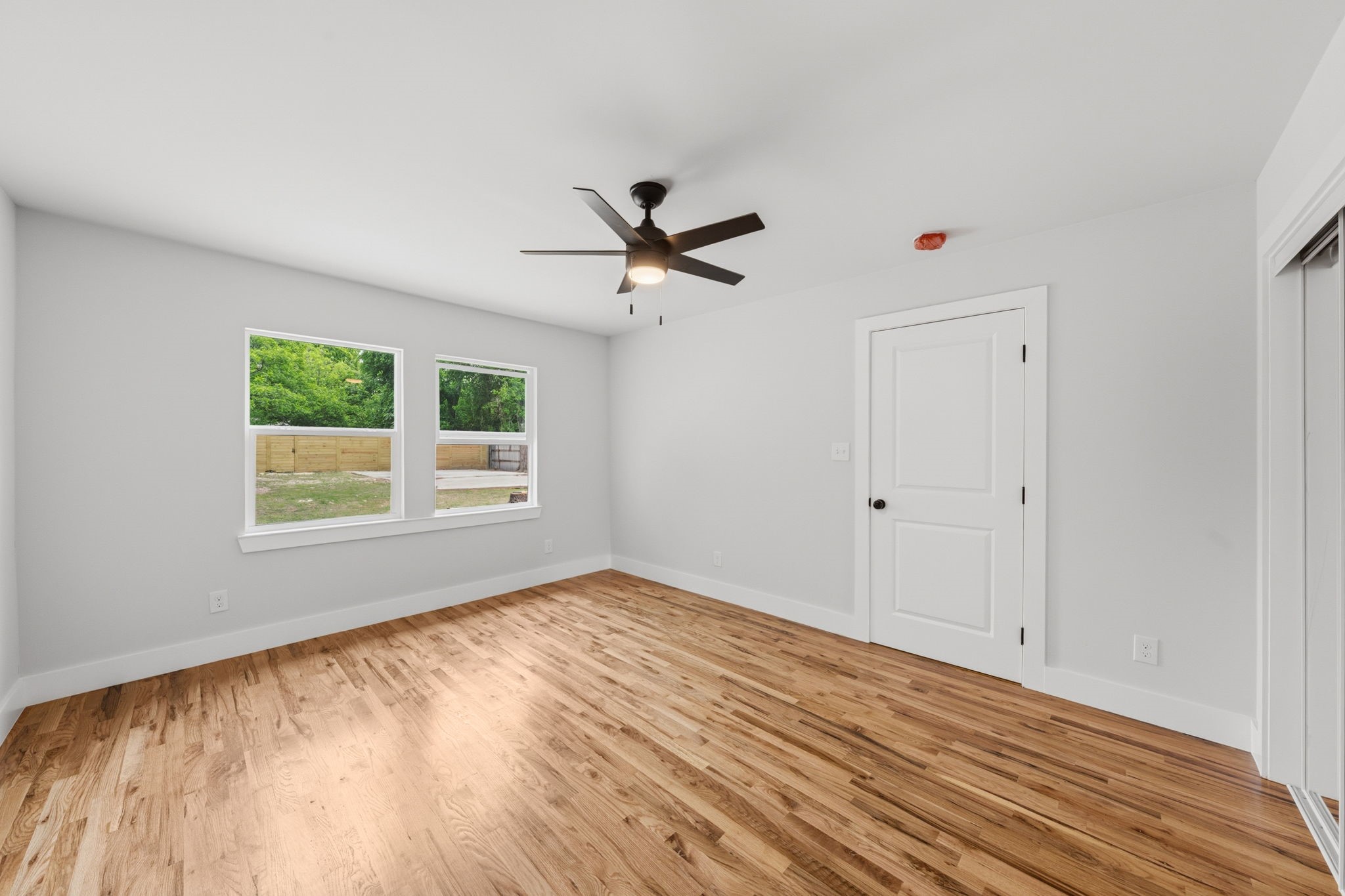 4027 Dutton Drive Dallas TX 75211