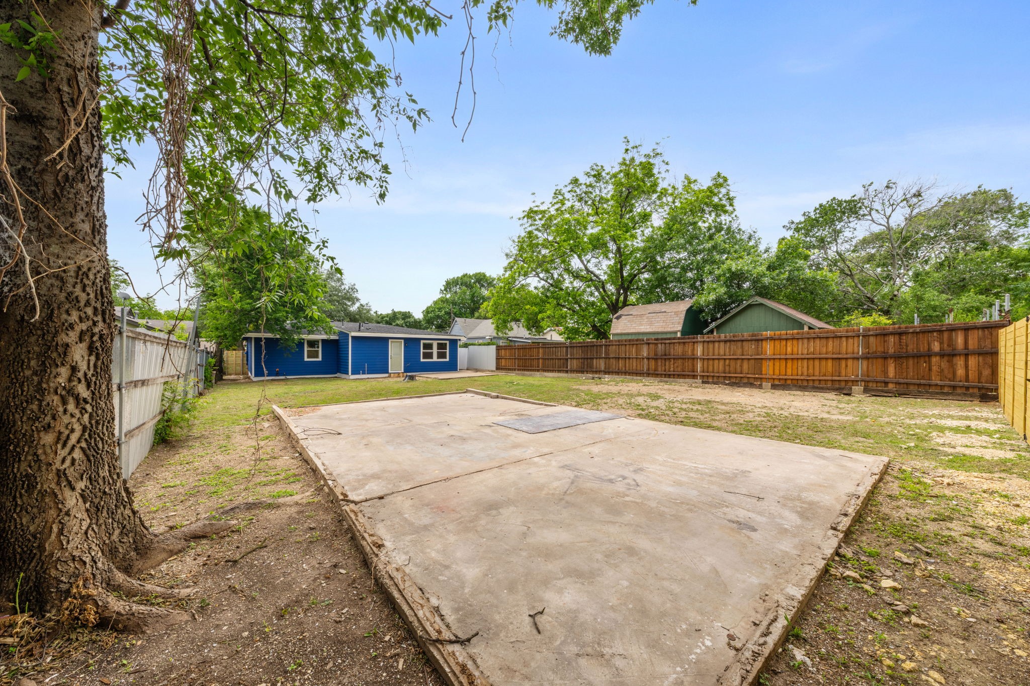 4027 Dutton Drive Dallas TX 75211