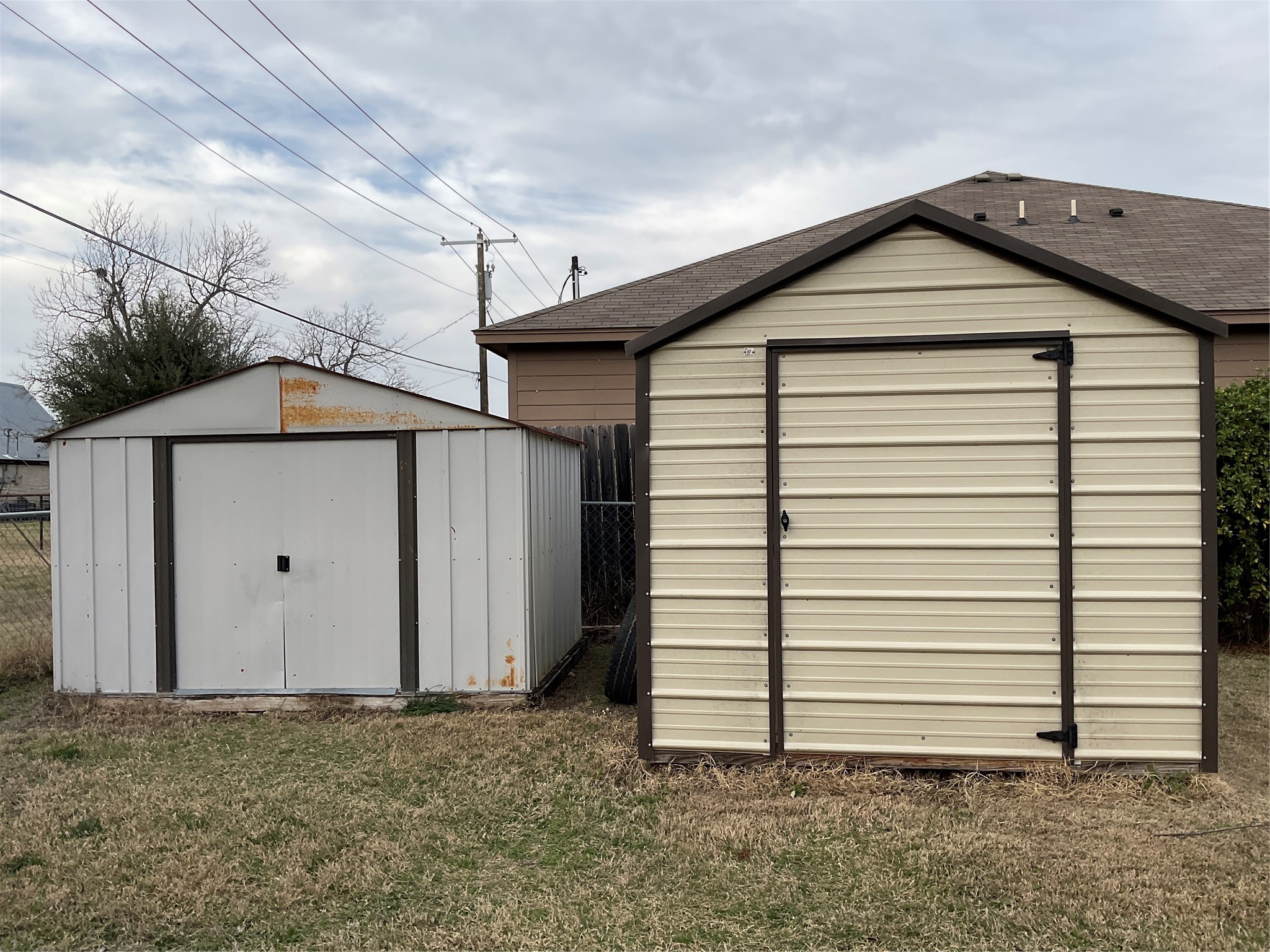 100 El Paso Street Holland TX 76534