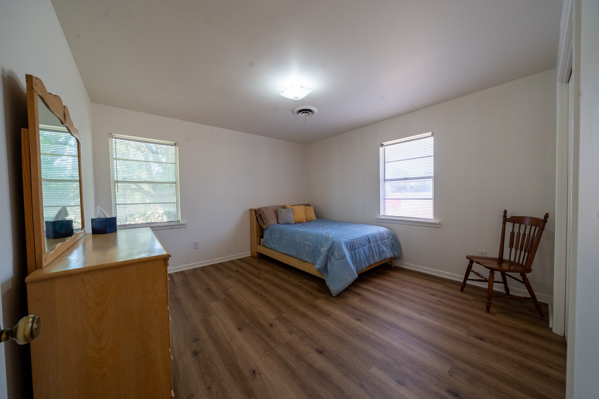 907 E Hamilton Street Stamford TX 79553