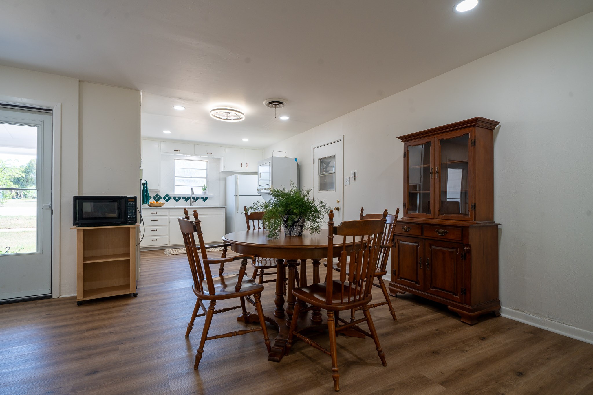 907 E Hamilton Street Stamford TX 79553