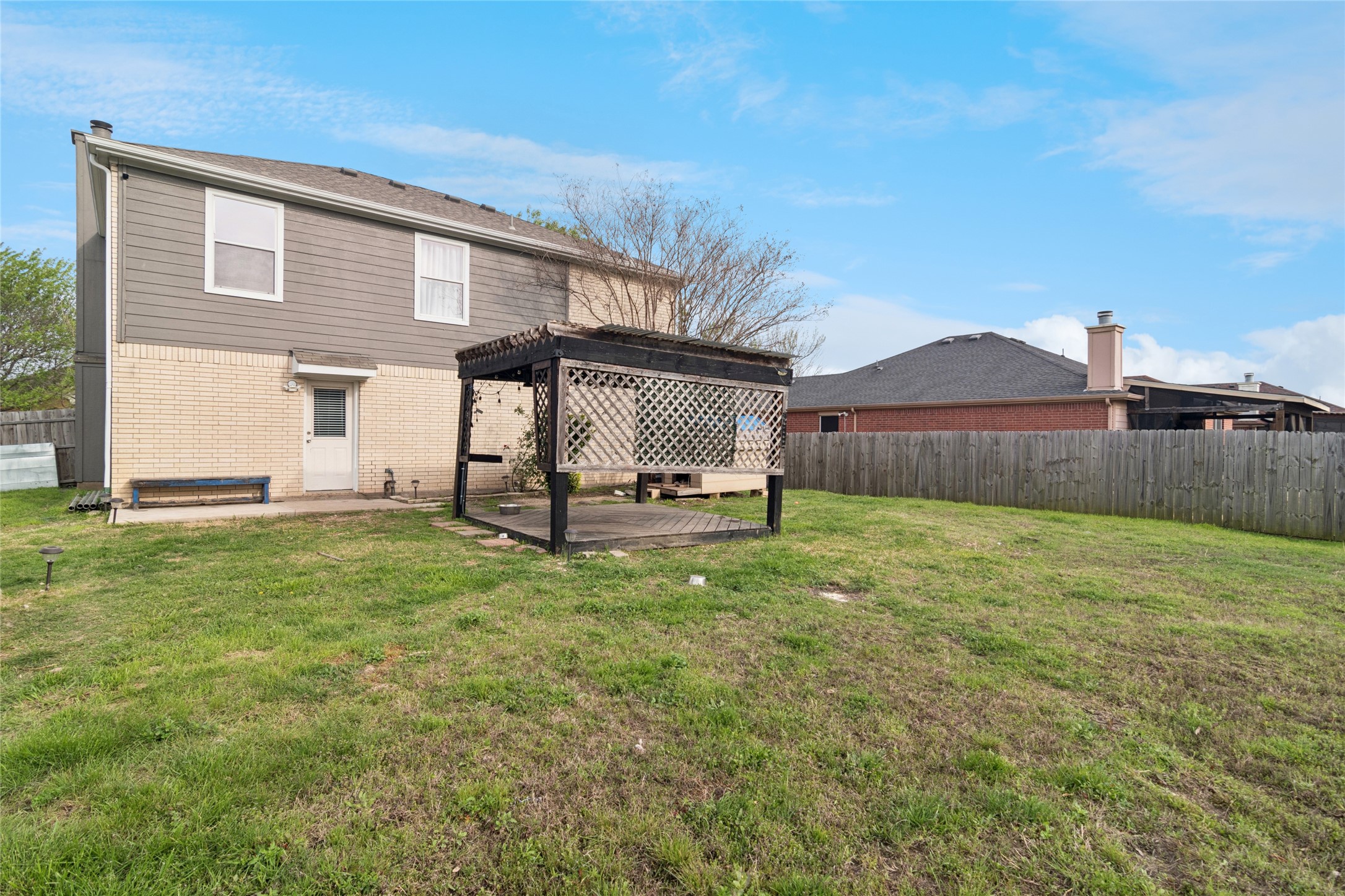 1507 Wavecrest Drive Glenn Heights TX 75154