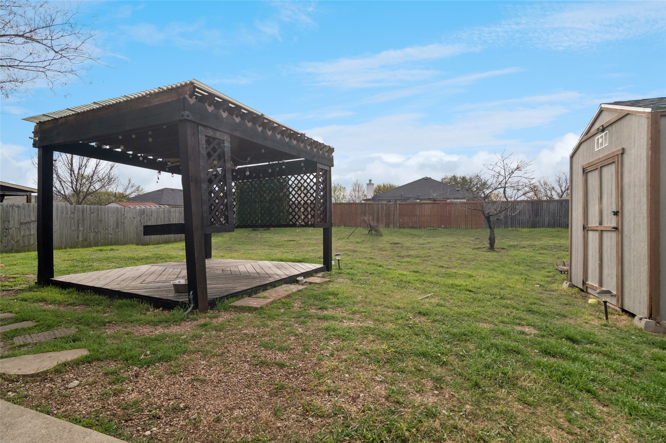 1507 Wavecrest Drive Glenn Heights TX 75154