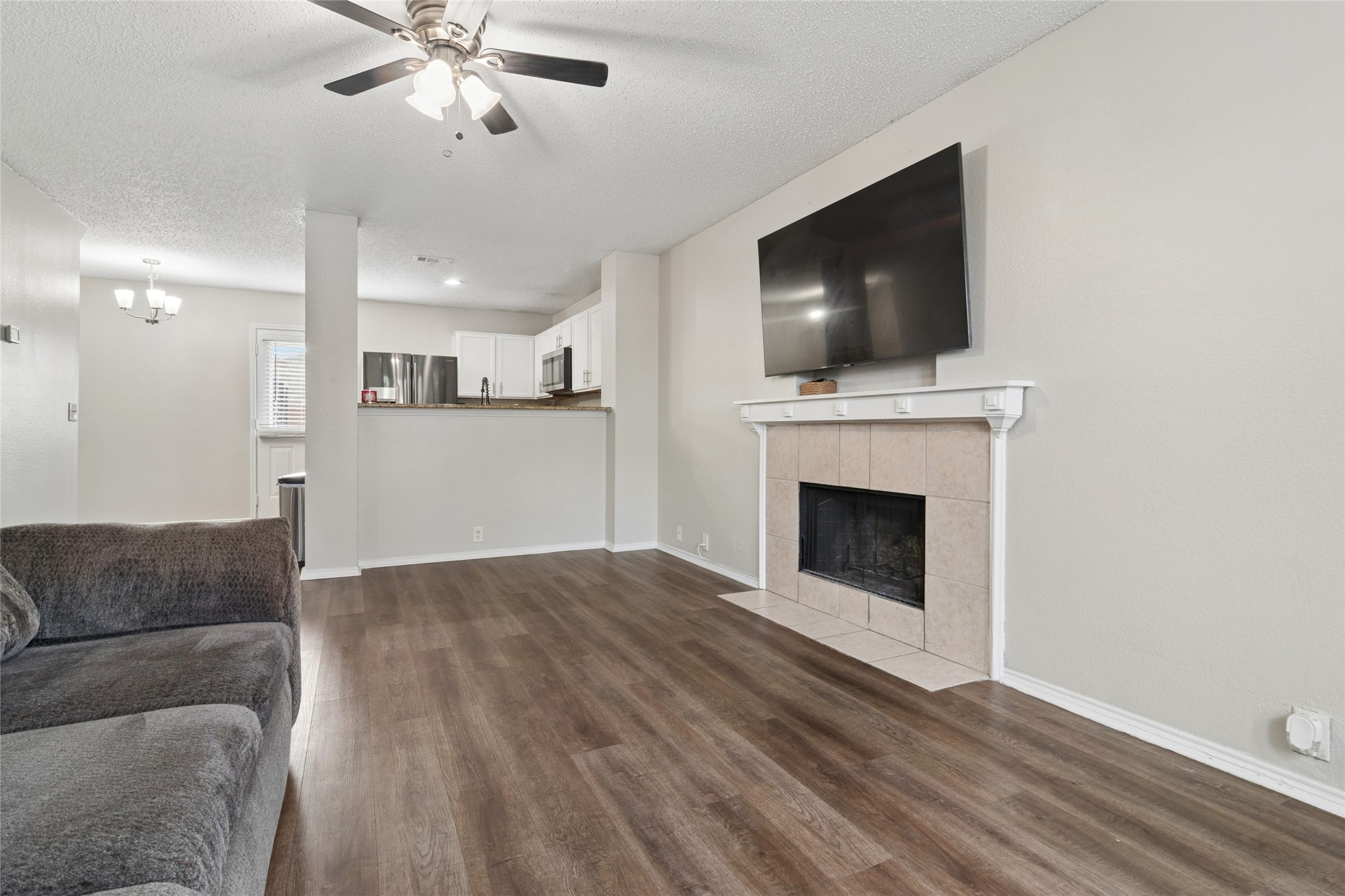 1507 Wavecrest Drive Glenn Heights TX 75154