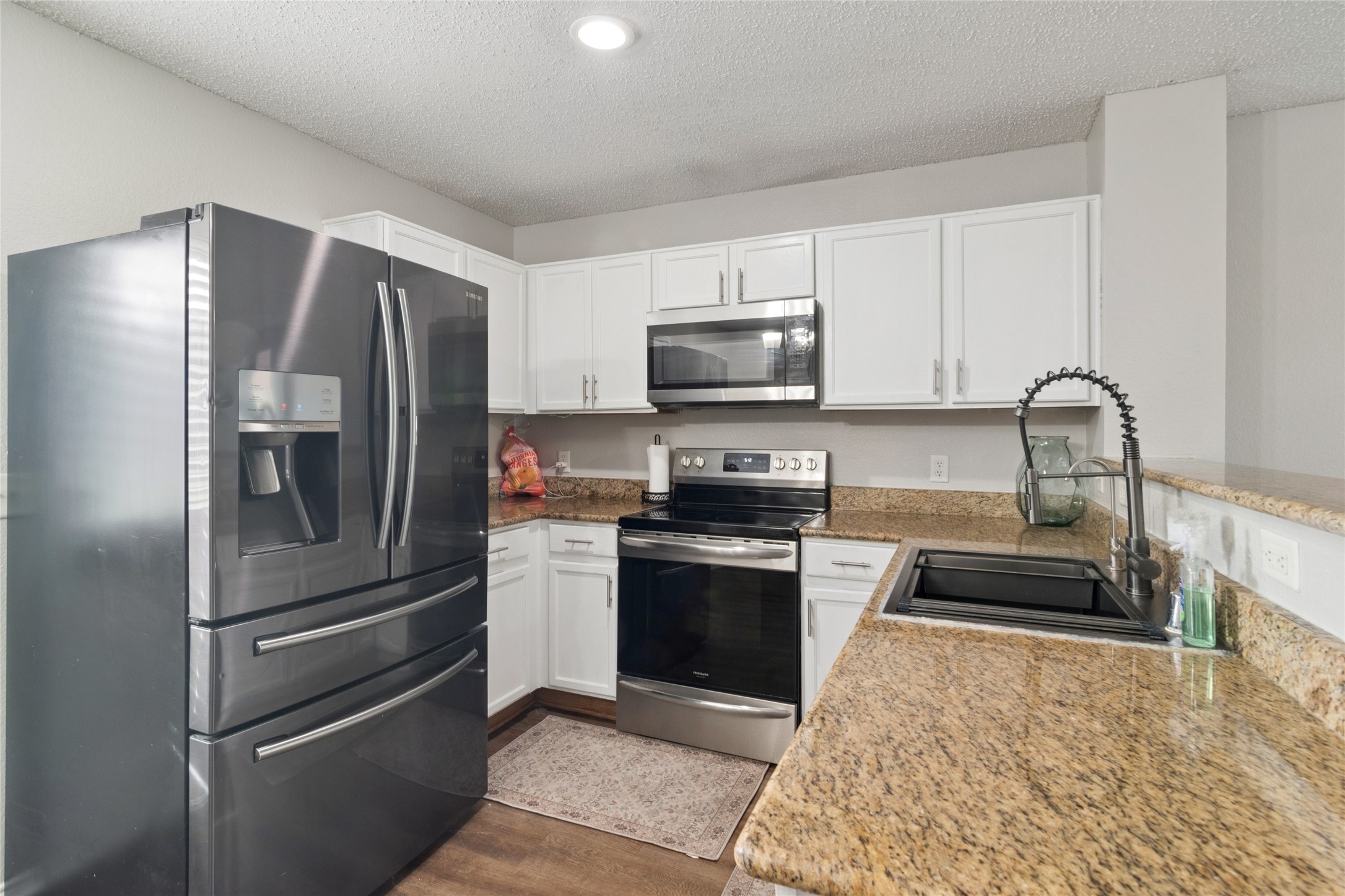 1507 Wavecrest Drive Glenn Heights TX 75154