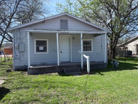 311 Elmo Street Cleburne TX 76031